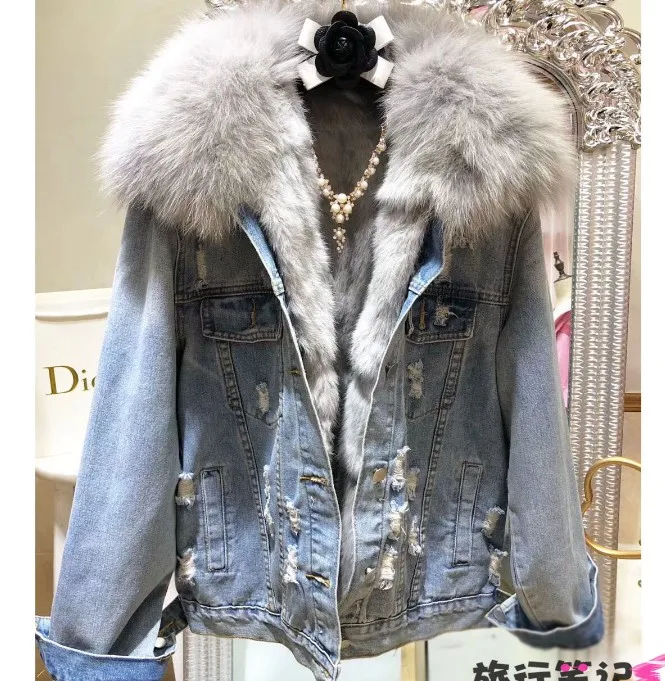 Natural Fox Fur Collar + New Removable Real Rabbit Hair Inner Thickened Warm Denim Jacket Winter Coat Women Warm Coats Jacket 
Natural Fox Fur Collar + New Removable Real Rabbit Hair Inner Thickened Warm Denim Jacket Winter Coat Women Warm Coats Jacket