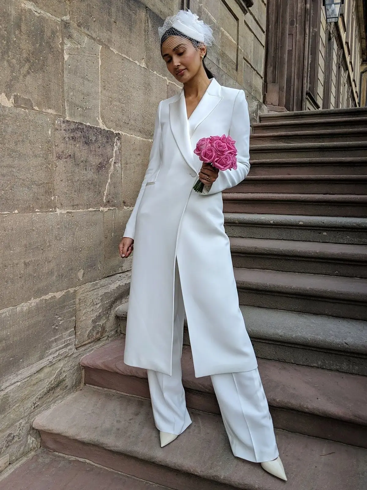 Elegant 2 Pieces Long Blazer Suits Peaked Lapel One Button Lady Suit Full Sleeve Casual Prom Party Business Outfits
Elegant 2 Pieces Long Blazer Suits Peaked Lapel One Button Lady Suit Full Sleeve Casual Prom Party Business Outfits