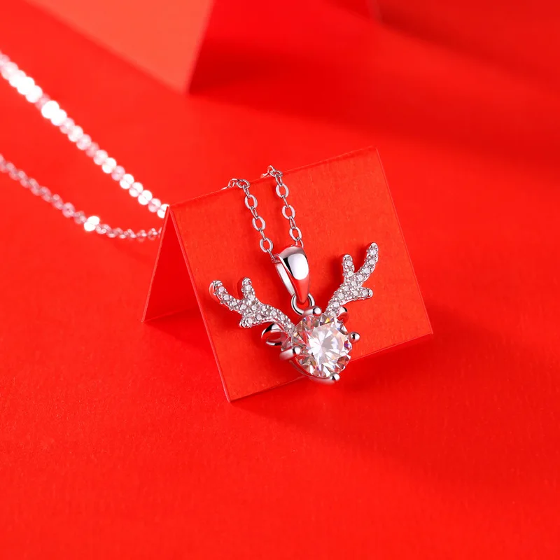 100% S925 Real Silver Pounding Necklace Female Moissanite Senior Pendant New Angel Pendant Summer Ladies Clavicle Chain Spot
100% S925 Real Silver Pounding Necklace Female Moissanite Senior Pendant New Angel Pendant Summer Ladies Clavicle Chain Spot