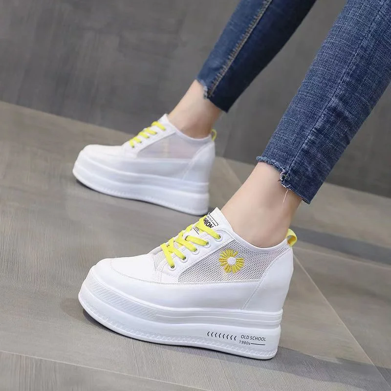 Internally-increased Women White Shoes 2023 New Thick Platform Ladies Casual Flats Mesh Breathable Student Walking Sports Shoes
Internally-increased Women White Shoes 2023 New Thick Platform Ladies Casual Flats Mesh Breathable Student Walking Sports Shoes