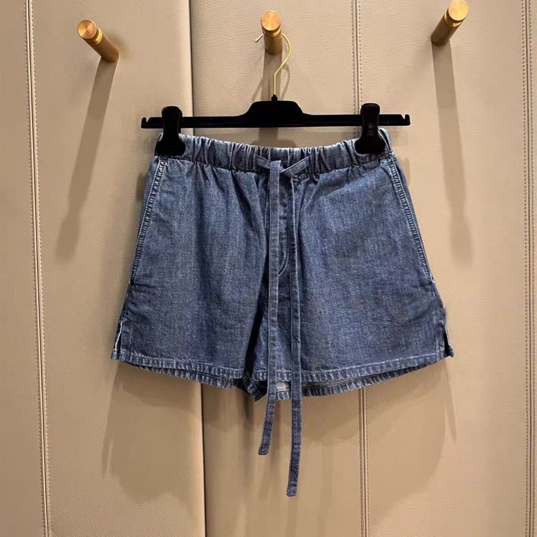 New Arrival 2022 Top Quality Poplin Blue Denim Easy Matching Self Tie Elastic Waist Casual Shorts for Women
New Arrival 2022 Top Quality Poplin Blue Denim Easy Matching Self Tie Elastic Waist Casual Shorts for Women