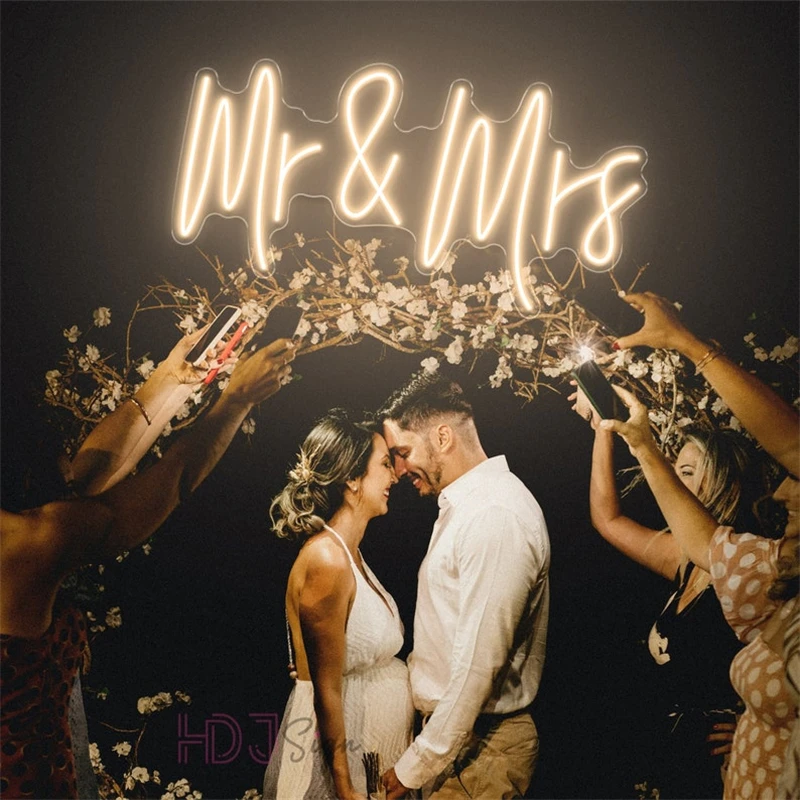 Mr & Mrs Neon Sign Custom For Wedding Party Married Background bedroom living room Wall Decoration Anniversary LED Neon Light
Mr & Mrs Neon Sign Custom For Wedding Party Married Background bedroom living room Wall Decoration Anniversary LED Neon Light