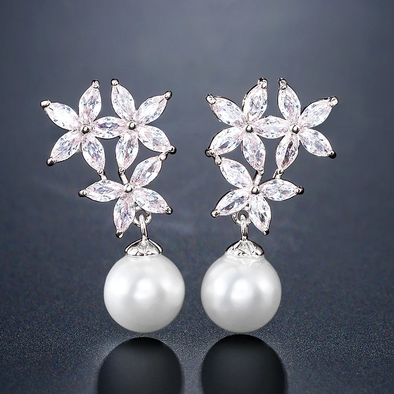 Summer Korean Style Fashion Simple Jewelry for Women White Color Flower Zircon Pearl Stud Earrings Wedding Accessories
Summer Korean Style Fashion Simple Jewelry for Women White Color Flower Zircon Pearl Stud Earrings Wedding Accessories
