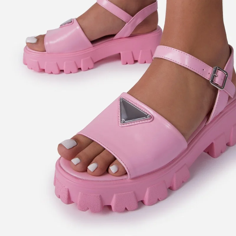 Gladiator Platform Women Sandals Fashion 2021 Summer Fashion Women Sandals Beach Sandals PU Comfortable Sandals Open Toe Shoes
Gladiator Platform Women Sandals Fashion 2021 Summer Fashion Women Sandals Beach Sandals PU Comfortable Sandals Open Toe Shoes