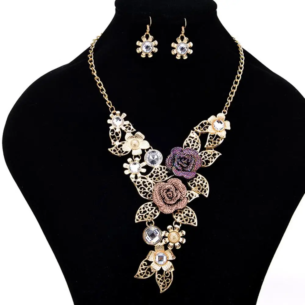 Retro Women Rhinestone Inlaid Hollow Leaf Flower Pendant Earrings Necklace Jewelry Sets
Retro Women Rhinestone Inlaid Hollow Leaf Flower Pendant Earrings Necklace Jewelry Sets
