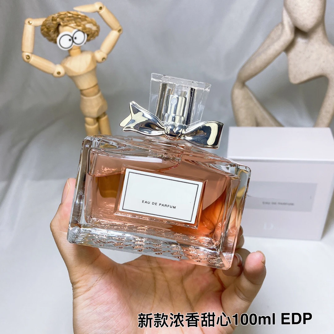 Hot Selling Perfumes for Women Long Lasting Floral Chypre Fragrance Lady Antiperspirant Parfumes Mujer Originales
Hot Selling Perfumes for Women Long Lasting Floral Chypre Fragrance Lady Antiperspirant Parfumes Mujer Originales