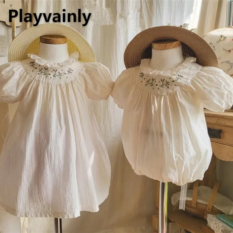 

Summer New Family Matching Outfits White Ruffle Collar Puff Sleeve Bodysuit Floral Embroidery Dress Twins Sisters Clothing E7684