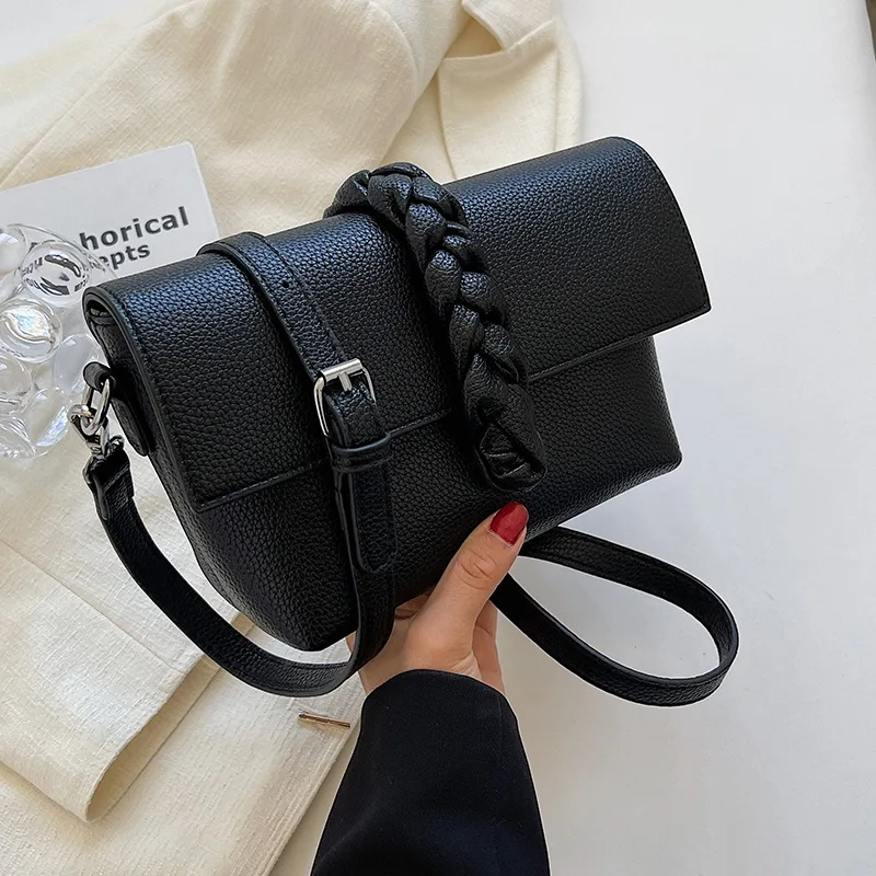 Popular Women's Bags Shoulder Bags 2022 Summer High Quality New Textured Fashion Messenger Bags Versatile Small Square Bags
Popular Women's Bags Shoulder Bags 2022 Summer High Quality New Textured Fashion Messenger Bags Versatile Small Square Bags