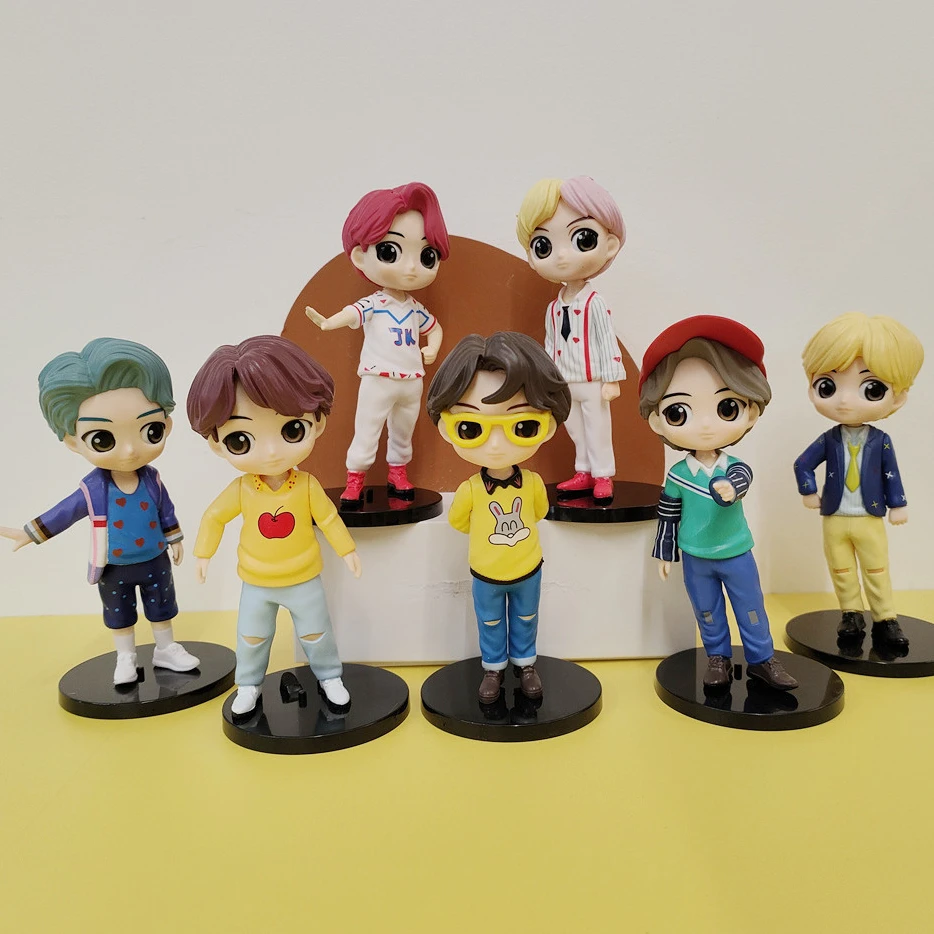 Kpop Merch 15 см 7 шт./компл. Bangtan Boys ПВХ экшн-фигурки A. R.m.y фигурки модели игрушки Корейская гостиная украшение для стола детские подарки
Kpop Merch 15 см 7 шт./компл. Bangtan Boys ПВХ экшн-фигурки A. R.m.y фигурки модели игрушки Корейская гостиная украшение для стола детские подарки