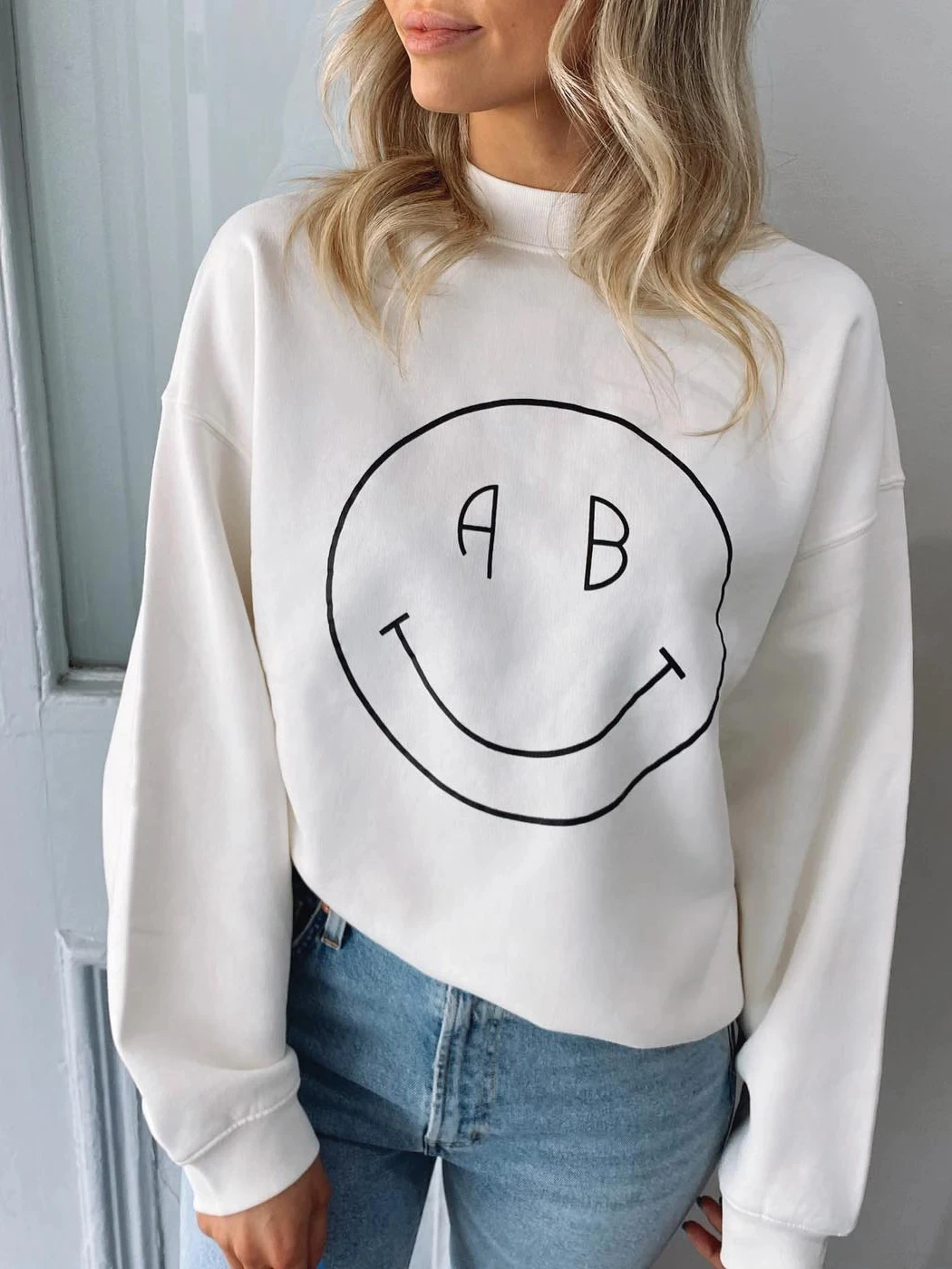 Свитшот женский с надписью Smile, осенне-зимняя одежда, свободные эстетические пуловеры, топы, модные толстовки, худи для женщин, 2023
Свитшот женский с надписью Smile, осенне-зимняя одежда, свободные эстетические пуловеры, топы, модные толстовки, худи для женщин, 2023