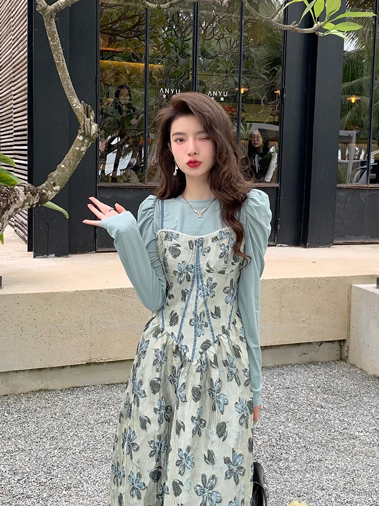 Temperament socialite senior sense slip dress set women French vintage two-piece jacquard floral dress
Temperament socialite senior sense slip dress set women French vintage two-piece jacquard floral dress