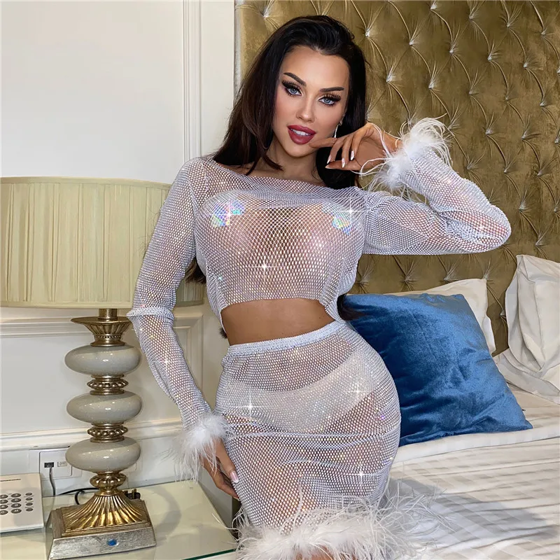 Fashion Brilliant Sexy See Through Women Feather 2 Piece Set Festival Party Glitter Rhinestone T-Shirts Mini Skirts Clothes
Fashion Brilliant Sexy See Through Women Feather 2 Piece Set Festival Party Glitter Rhinestone T-Shirts Mini Skirts Clothes
