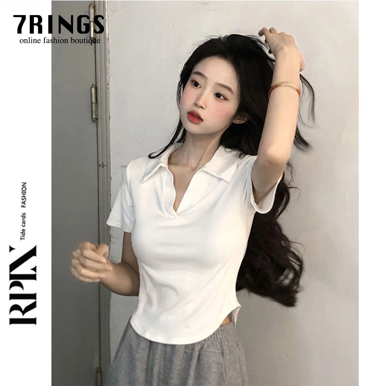 7 колец, летняя новинка, Модная стильная футболка с откидной крышкой и воротником, короткие рукава для женщин и девушек, Сексуальные облегающие футболки
7 колец, летняя новинка, Модная стильная футболка с откидной крышкой и воротником, короткие рукава для женщин и девушек, Сексуальные облегающие футболки