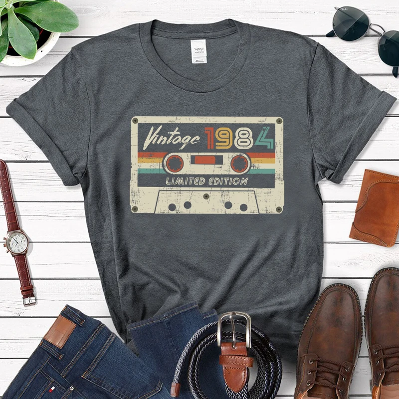 Limited Edition Retro Vintage 1984 Magnetic Tape Women T Shirt 39th 39 Years Old Birthday Tshirt Ladies Party Clothing
Limited Edition Retro Vintage 1984 Magnetic Tape Women T Shirt 39th 39 Years Old Birthday Tshirt Ladies Party Clothing