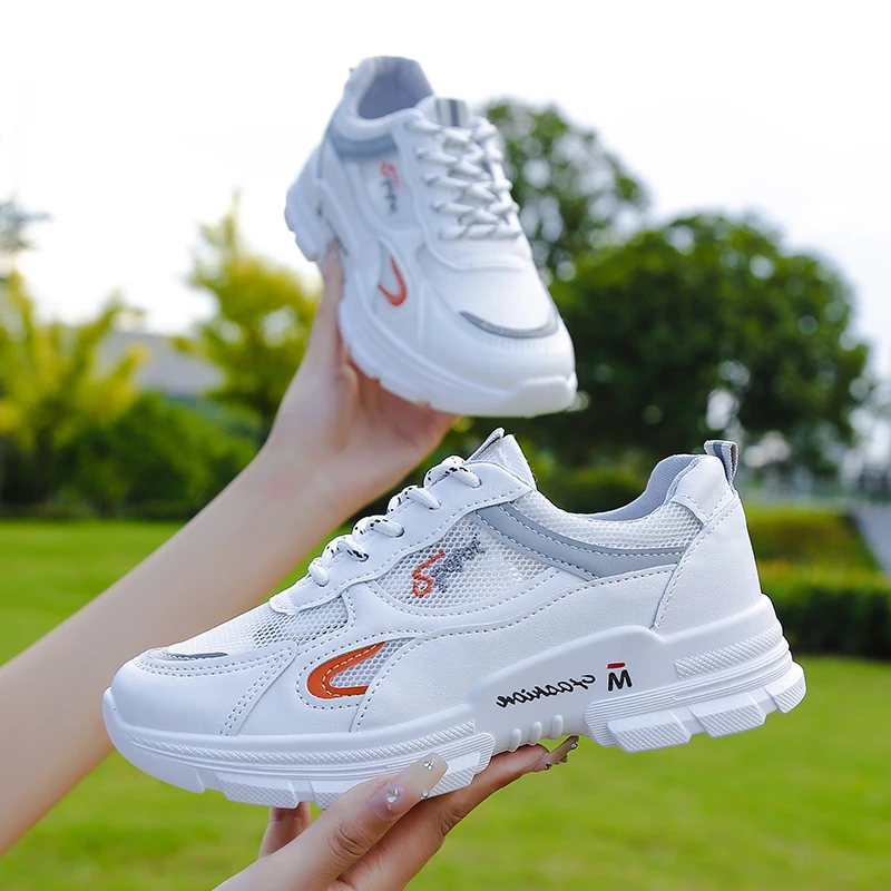 Женские кроссовки, модная летняя обувь для бега, сетчатые дышащие спортивные теннисные женские кроссовки, повседневные кроссовки для увеличения роста 
Женские кроссовки, модная летняя обувь для бега, сетчатые дышащие спортивные теннисные женские кроссовки, повседневные кроссовки для увеличения роста