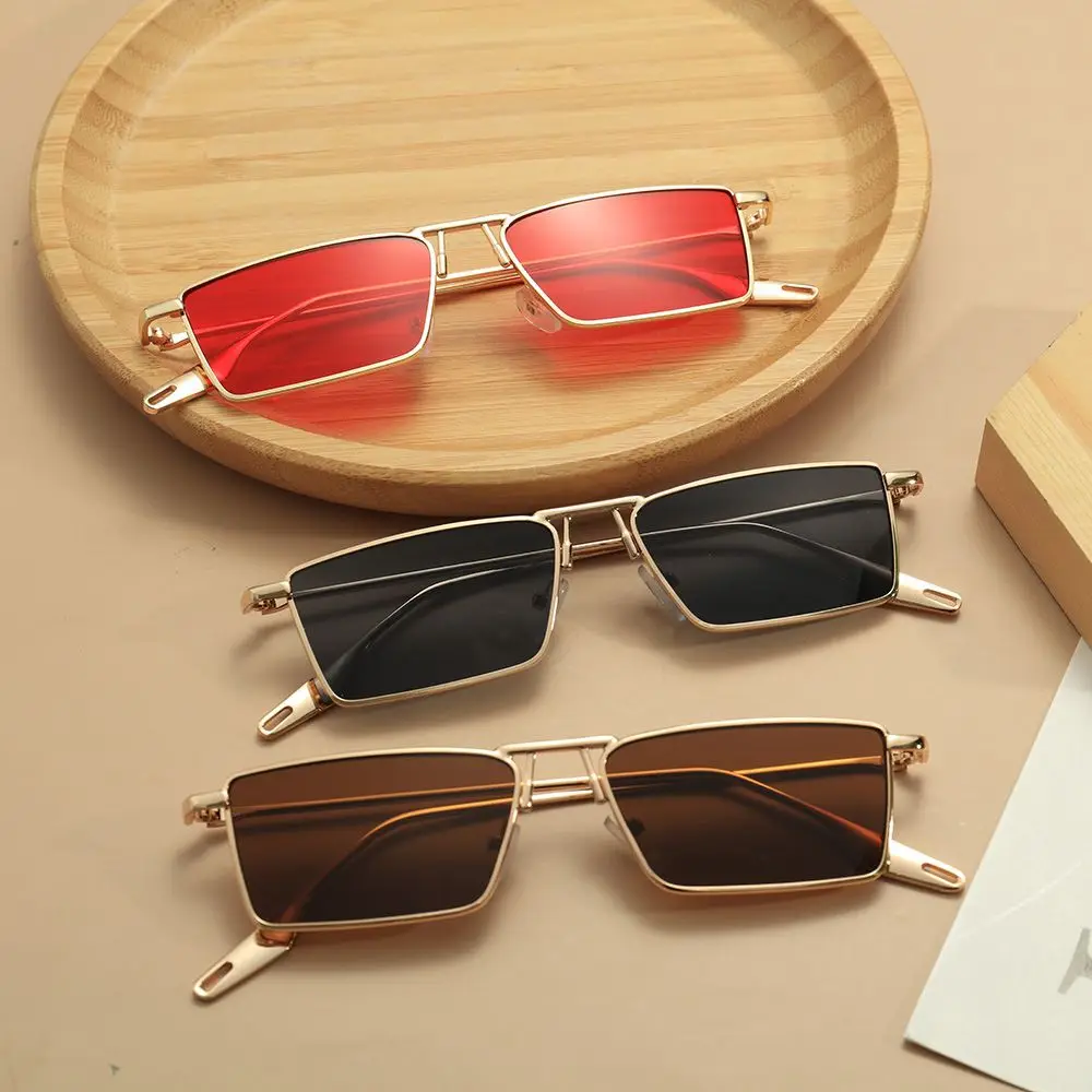 Korean Fashion Rectangular UV Protection Narrow Metal Sunglasses Shades Hip-hop Sunglasses Eyewear
Korean Fashion Rectangular UV Protection Narrow Metal Sunglasses Shades Hip-hop Sunglasses Eyewear