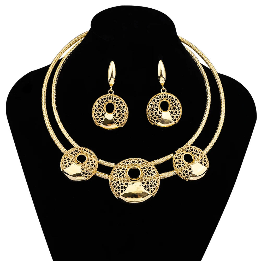 Gold Color Copper Round Hollow Doughnut Pendant Necklace Charm Earring Jewelry Set Dubai African Arab Women Wedding Party Gifts
Gold Color Copper Round Hollow Doughnut Pendant Necklace Charm Earring Jewelry Set Dubai African Arab Women Wedding Party Gifts