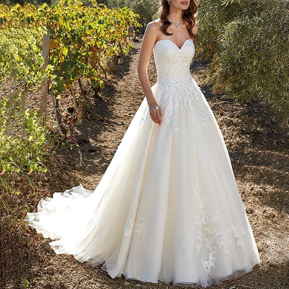Женское свадебное платье без бретелек, кружевное свадебное платье принцессы с бисером, женское платье невесты, robe de mariee
Женское свадебное платье без бретелек, кружевное свадебное платье принцессы с бисером, женское платье невесты, robe de mariee