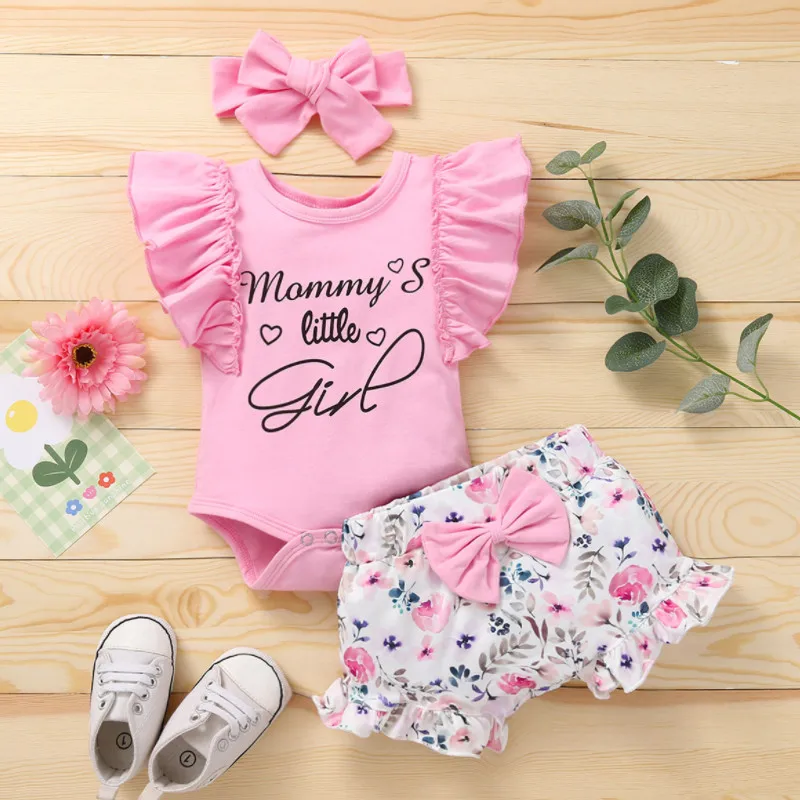Baby Girls Sets Summer 2022 Letter Print Flying Sleeve O-neck Romper+Floral Print Shorts+Bow-knot Headband
Baby Girls Sets Summer 2022 Letter Print Flying Sleeve O-neck Romper+Floral Print Shorts+Bow-knot Headband