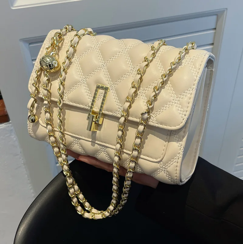 High Quality Ladies Spring Popular Small Bag 2022 New Trendy All-match Messenger Bag Fashion Rhombus Chain High-end Shoulder Bag
High Quality Ladies Spring Popular Small Bag 2022 New Trendy All-match Messenger Bag Fashion Rhombus Chain High-end Shoulder Bag