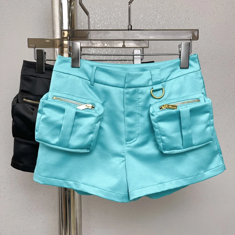 2023 spring and summer light luxury women's new work shorts summer y2k clothes spicy low waist satin shorts metal zip design Top
2023 spring and summer light luxury women's new work shorts summer y2k clothes spicy low waist satin shorts metal zip design Top