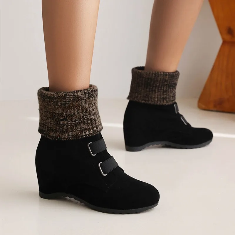 Fall Winter Ankle Boots Women Flats Ladies Fashion Faux Suede Knitted Internal Increase Wedge High Heel Low Boots Footwear 34-43
Fall Winter Ankle Boots Women Flats Ladies Fashion Faux Suede Knitted Internal Increase Wedge High Heel Low Boots Footwear 34-43