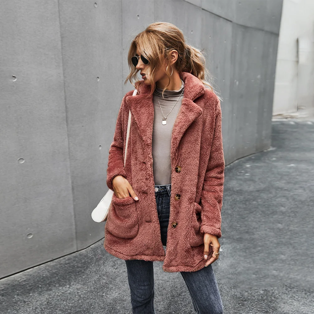 

2021 Women Thicken Plush Faux Fur Warm Coat Winter Fashion Outdwear Streetwear Femme Turn-down Collar Jacket Solid Pockets Coat