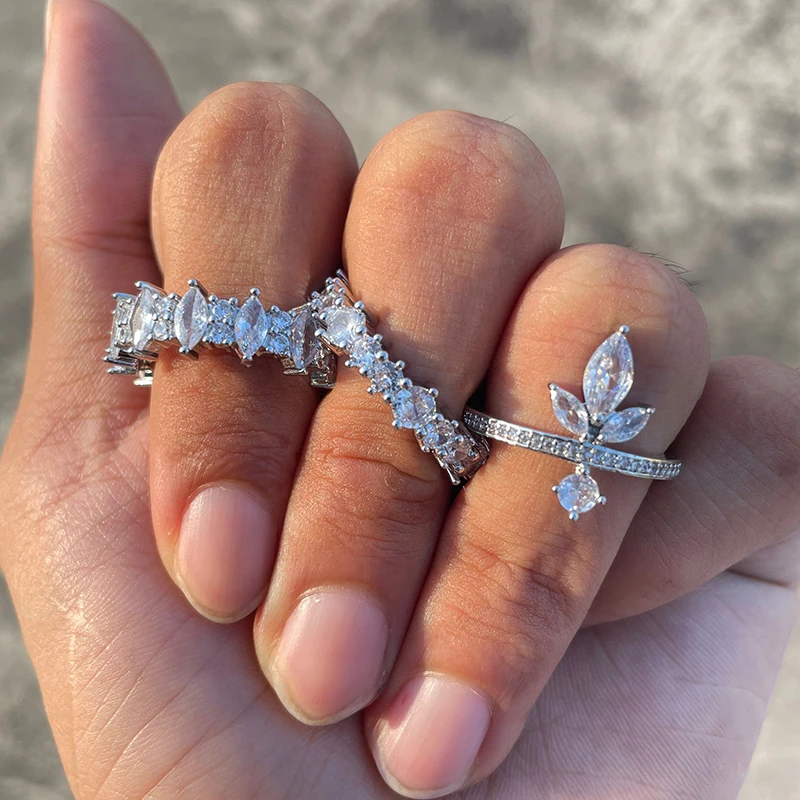 UILZ Exquisite Cubic Zirconia Finger Rings Silver Color For Women Trendy Party Anniversary Birthday Jewelry Gifts
UILZ Exquisite Cubic Zirconia Finger Rings Silver Color For Women Trendy Party Anniversary Birthday Jewelry Gifts