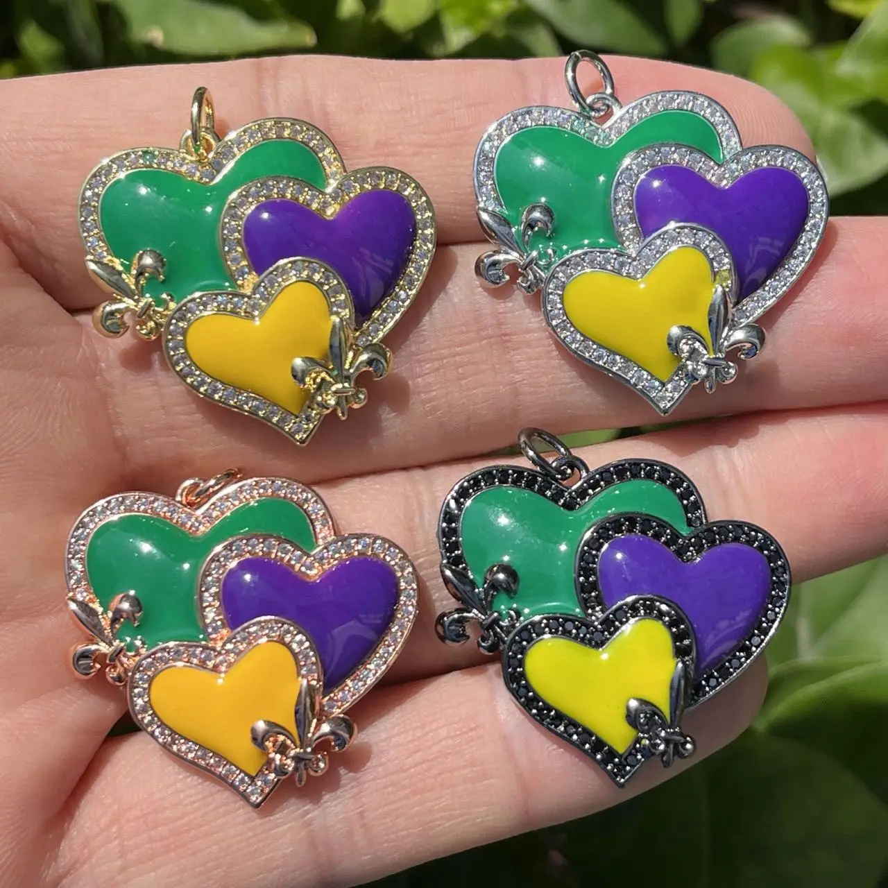 5pcs Mardi Gras Heart Charms Cubic Zirconia Paved Bracelets Pendant for Jewelry Making Accessoires Year 2023
5pcs Mardi Gras Heart Charms Cubic Zirconia Paved Bracelets Pendant for Jewelry Making Accessoires Year 2023