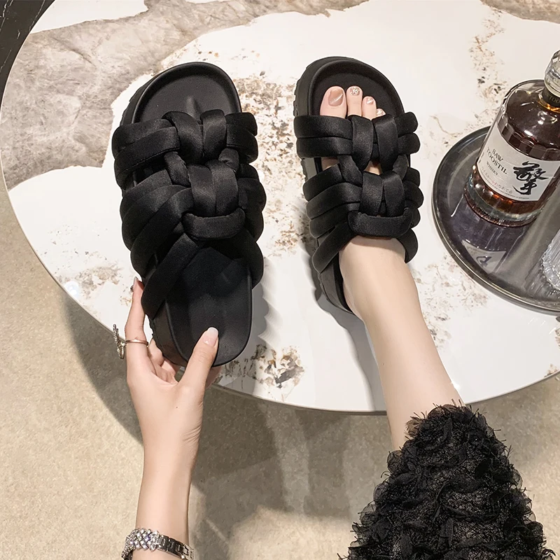 Summer New Woven Thick Sole Slippers for Womens Beach Shoe Casual Outdoor Non-Slip Slides Zapatos De Mujer
Summer New Woven Thick Sole Slippers for Womens Beach Shoe Casual Outdoor Non-Slip Slides Zapatos De Mujer