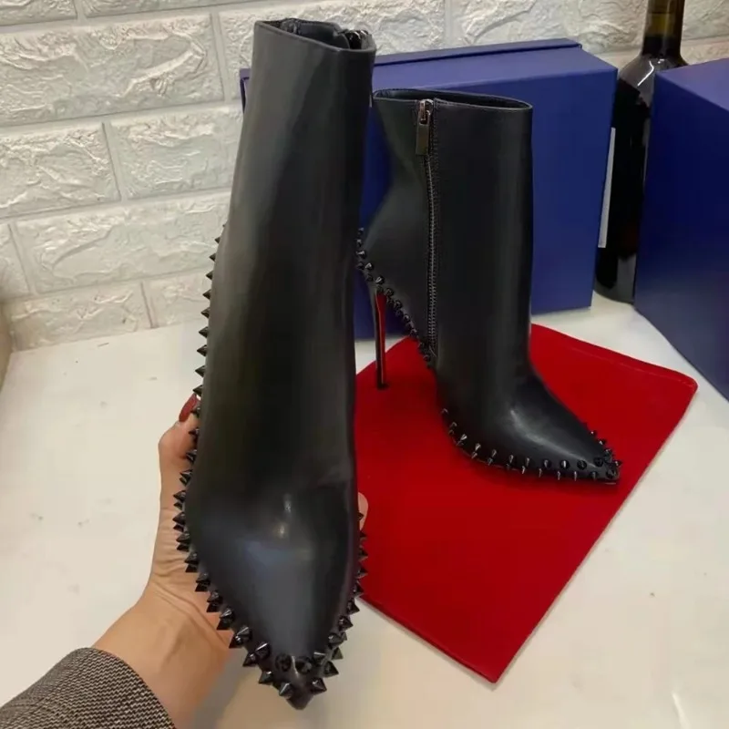 Genuine Leather Black Thin High Heels Ankle Boots for Women Rivets Boots Ladies Shoes Comfortable Pointed Toe
Genuine Leather Black Thin High Heels Ankle Boots for Women Rivets Boots Ladies Shoes Comfortable Pointed Toe