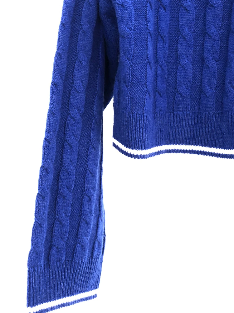 2023 Early Spring New Women Fashion Lapel Embroidery Solid Color Knitted Pullover
2023 Early Spring New Women Fashion Lapel Embroidery Solid Color Knitted Pullover