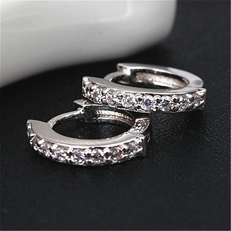 Fashion Women Cartilage Lobe Earrings Piercing Sensitive Ears Cuff Tiny Hoop Cubic Zirconia Hoop Lightweight
Fashion Women Cartilage Lobe Earrings Piercing Sensitive Ears Cuff Tiny Hoop Cubic Zirconia Hoop Lightweight