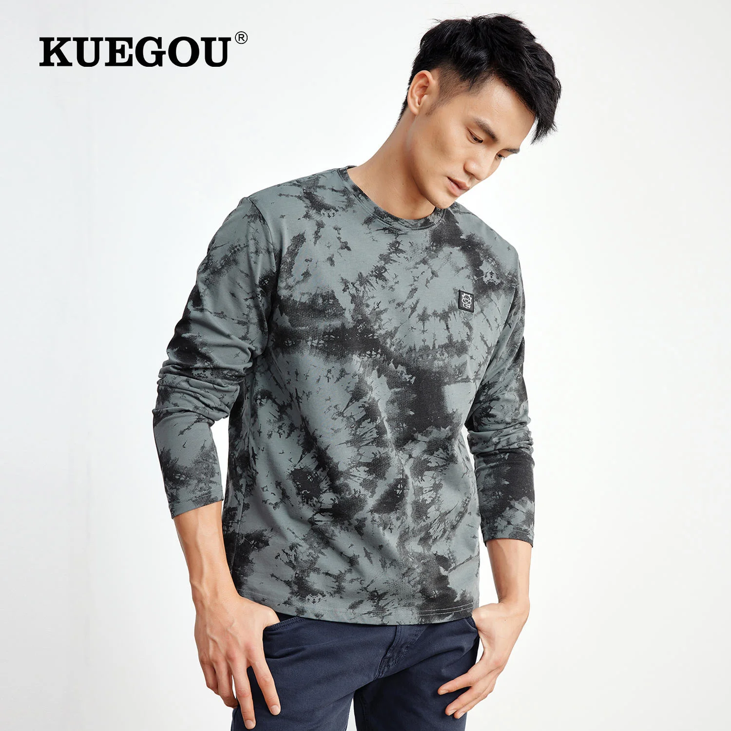 KUEGOU 100 Cotton Graphic T-Shirt For Men's Vintage Tee Shirt Man Long Sleeve Top Male New Fashion Korean Oversized Tshirt 60071
KUEGOU 100 Cotton Graphic T-Shirt For Men's Vintage Tee Shirt Man Long Sleeve Top Male New Fashion Korean Oversized Tshirt 60071