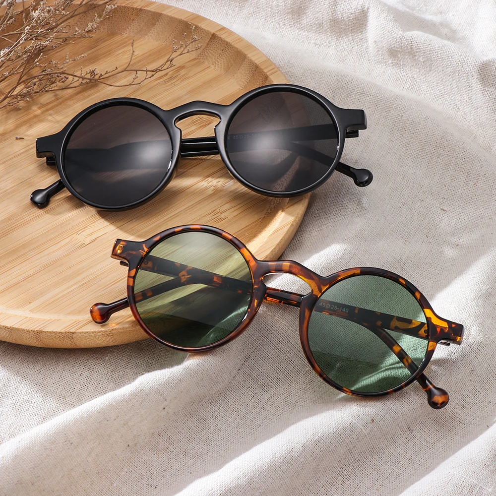Retro Round Sunglasses Men Brand Designer Vintage Small Sun Glasses Women Fashionable Korean Style Eyewear Green UV400
Retro Round Sunglasses Men Brand Designer Vintage Small Sun Glasses Women Fashionable Korean Style Eyewear Green UV400