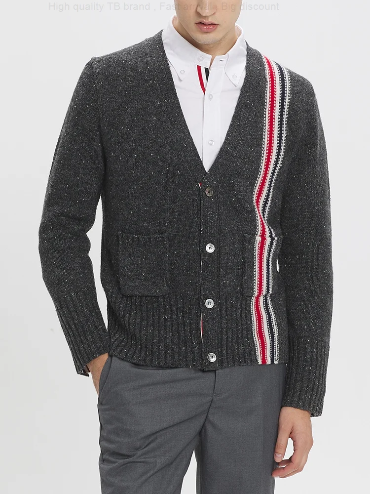 

Sweater Men's TB THOM Winter Sweaters Male Fashion Brand Milano Stitch Spoted Merino Wool RWB Stripe V-Neck Cardigan Coats