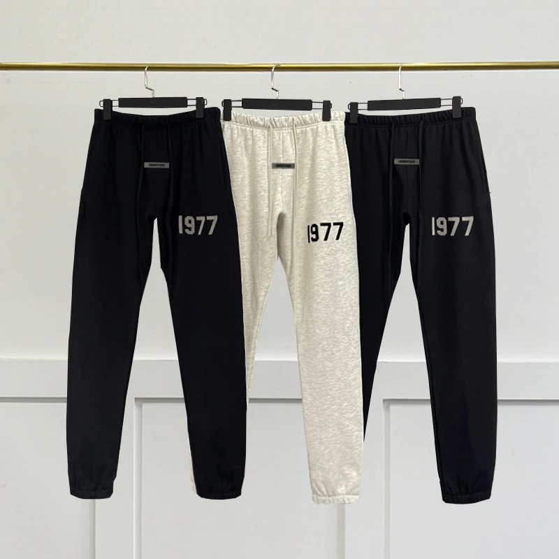 New 1977 Oversize Pants Streetwear Women's Trousers for Men Sweatpants Male High Street Loose Casual Pants Jogging Pants
New 1977 Oversize Pants Streetwear Women's Trousers for Men Sweatpants Male High Street Loose Casual Pants Jogging Pants