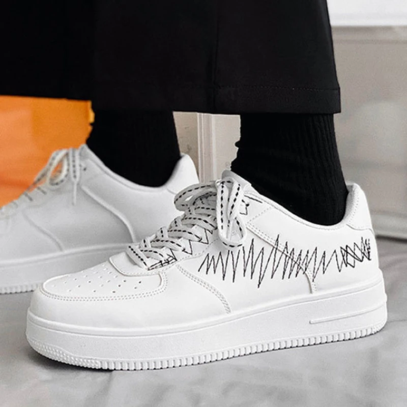 Мужские кожаные кроссовки на платформе, дышащие, Нескользящие, Повседневная модная обувь, роскошные белые 
Мужские кожаные кроссовки на платформе, дышащие, Нескользящие, Повседневная модная обувь, роскошные белые