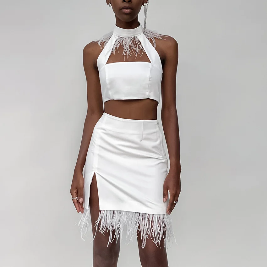 2023 Womens Suits New Feather Cover Halter Vest Pencil Wrapped Hip Skirt Set Casual Commuter Temperament Texture Two-piece Set
2023 Womens Suits New Feather Cover Halter Vest Pencil Wrapped Hip Skirt Set Casual Commuter Temperament Texture Two-piece Set
