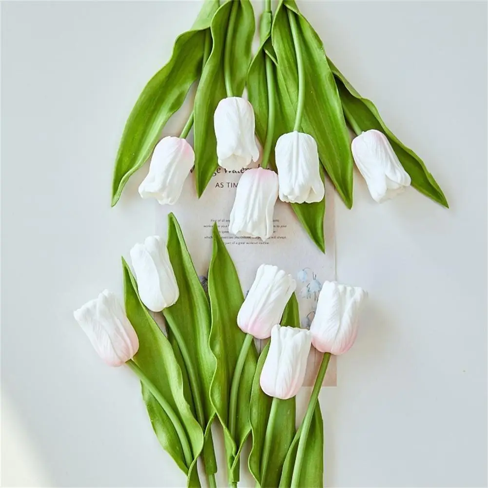 1PC Artificial Tulip Flower Fake PU Tulip Artificial Flower Simulation Hand Bouquet 33cm Home Hotel Wedding Garden Table Decor
1PC Artificial Tulip Flower Fake PU Tulip Artificial Flower Simulation Hand Bouquet 33cm Home Hotel Wedding Garden Table Decor