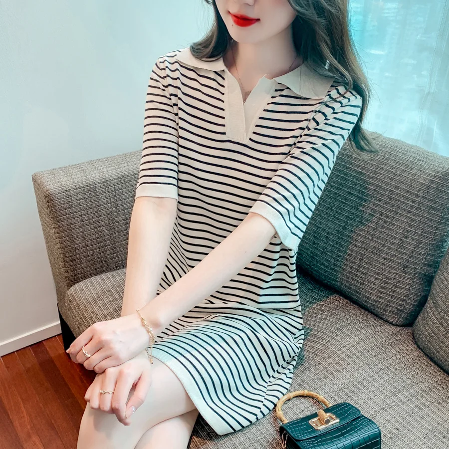POLO Collar Striped Knit Dress Female Summer New Slim Slim Short-sleeved T-shirt Skirt
POLO Collar Striped Knit Dress Female Summer New Slim Slim Short-sleeved T-shirt Skirt