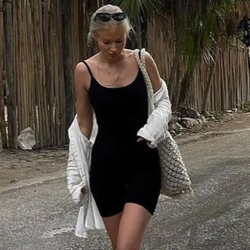 2023 Spring and Summer Sports Wind Foundation Solid Color Sexy Big Backless Elastic Tight Strap Adjustable Jumpsuit
2023 Spring and Summer Sports Wind Foundation Solid Color Sexy Big Backless Elastic Tight Strap Adjustable Jumpsuit