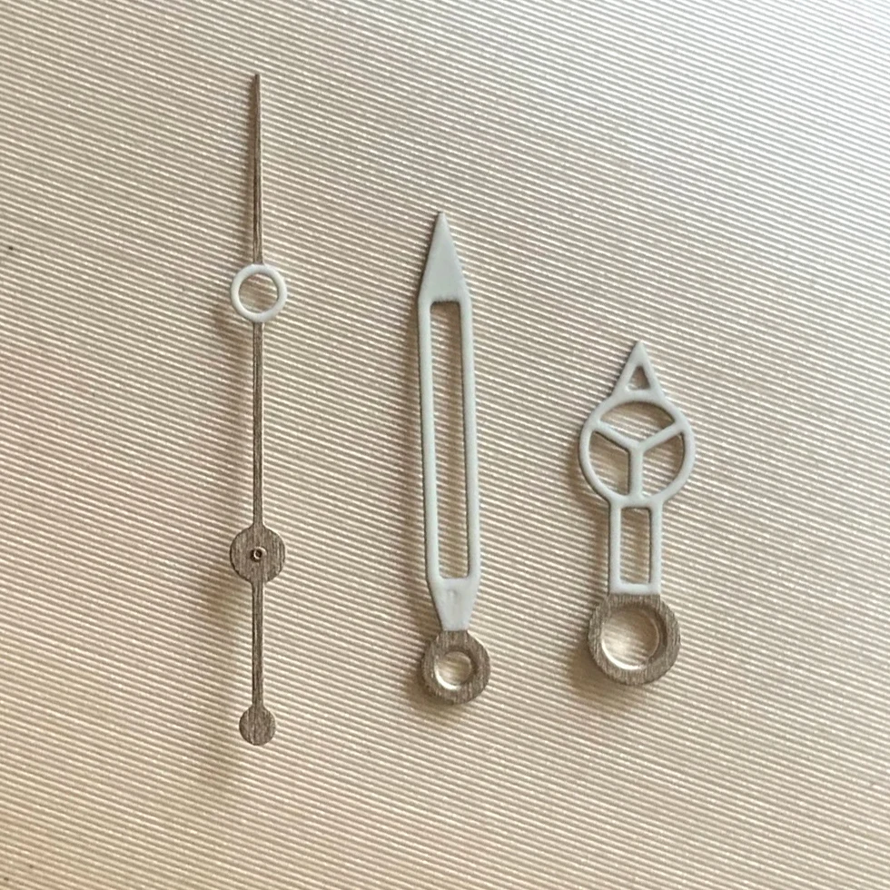 Watch Accessories NH35 Watch Hands White Hollow Watch Hands Green Luminous Pointer for NH35 NH36 Automatic Movement Watch Hands
Watch Accessories NH35 Watch Hands White Hollow Watch Hands Green Luminous Pointer for NH35 NH36 Automatic Movement Watch Hands