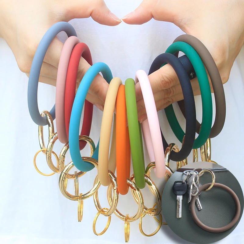 Car Keychain Colorful Men Women Unisex Round Bracelet Key Chain Solid Silica GelKeychain Fashion Casual Circle Accessories
Car Keychain Colorful Men Women Unisex Round Bracelet Key Chain Solid Silica GelKeychain Fashion Casual Circle Accessories