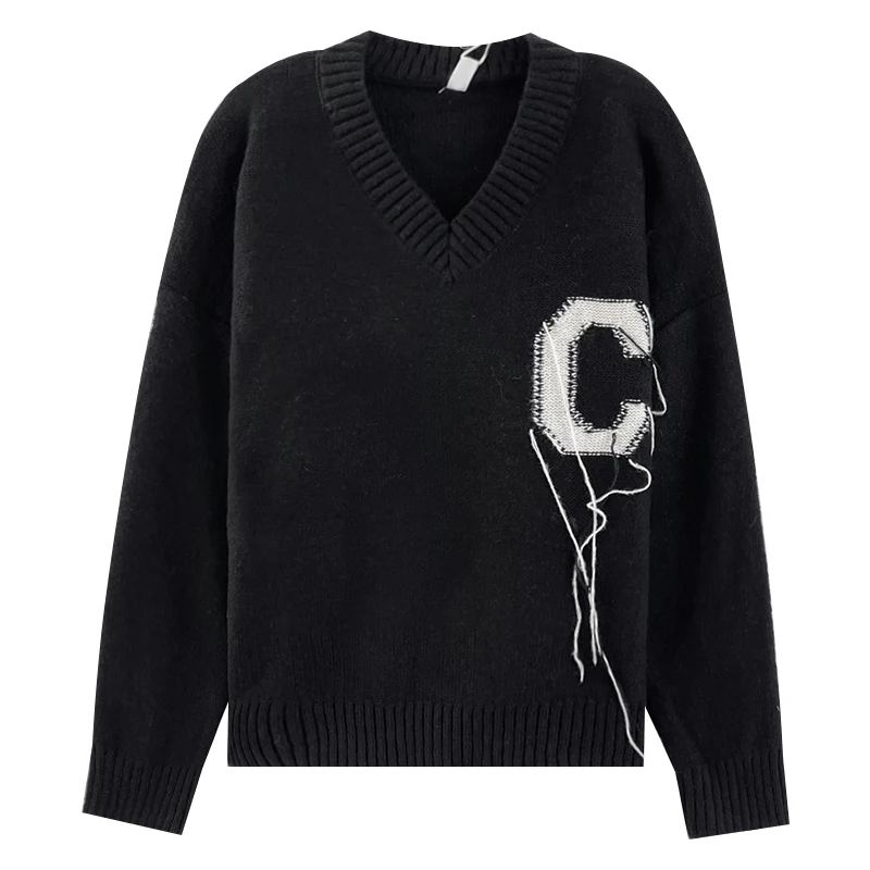 Простой черный вязаный жаккардовый свитер с V-образным вырезом и надписью
Простой черный вязаный жаккардовый свитер с V-образным вырезом и надписью