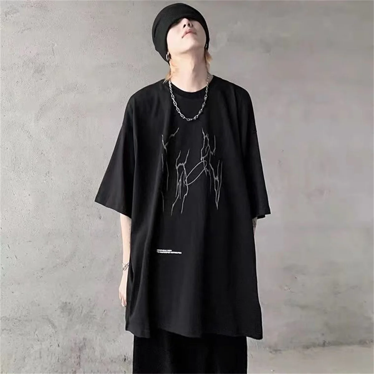 Fashion Black Lighting Print T Shirt Cool Short Sleeve Tops Tee Streetwear Japan Loose White Hip Hop Summer Outwear T Shirt Men
Fashion Black Lighting Print T Shirt Cool Short Sleeve Tops Tee Streetwear Japan Loose White Hip Hop Summer Outwear T Shirt Men