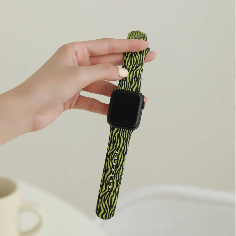 Strap For Apple Watch Band 44mm 45mm 38mm iWatch 7 6 5 4 3 SE Printing Silicone Bracelet For Apple Watch series 40mm 42mm 41mm
Strap For Apple Watch Band 44mm 45mm 38mm iWatch 7 6 5 4 3 SE Printing Silicone Bracelet For Apple Watch series 40mm 42mm 41mm