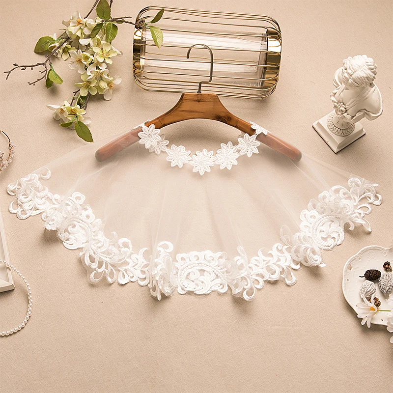 Women's Spring Summer Vintage White Mesh Lace Pashmina Female Summer Sunscreen Mesh Shawl Cloak R963
Women's Spring Summer Vintage White Mesh Lace Pashmina Female Summer Sunscreen Mesh Shawl Cloak R963