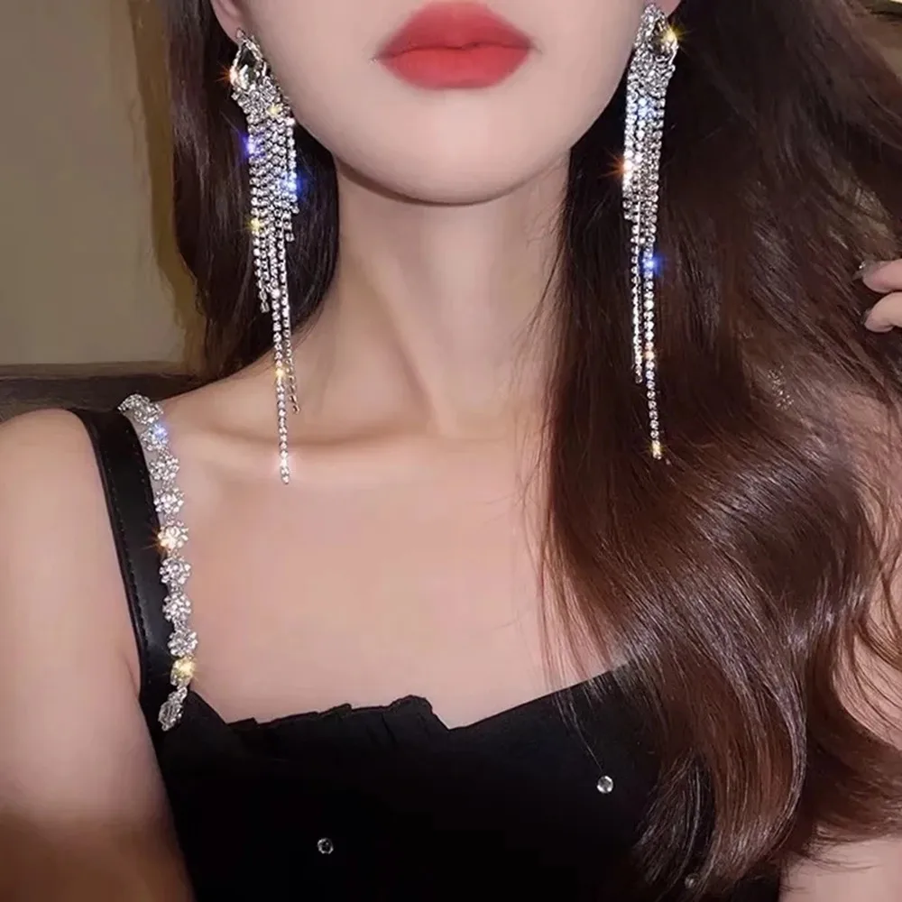 Shiny Rhinestone Square Stone Long Tassel Drop Earrings Party Jewelry for Women Crystal Geometric Dangle Earrings Accessories
Shiny Rhinestone Square Stone Long Tassel Drop Earrings Party Jewelry for Women Crystal Geometric Dangle Earrings Accessories