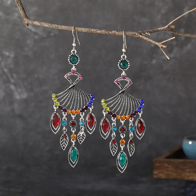S2547 Behemian Fashion Jewelry Retro Fan Shape Earrings For Women Rhinestone Resin Beads Leaves Tassels Dangle Earrings
S2547 Behemian Fashion Jewelry Retro Fan Shape Earrings For Women Rhinestone Resin Beads Leaves Tassels Dangle Earrings